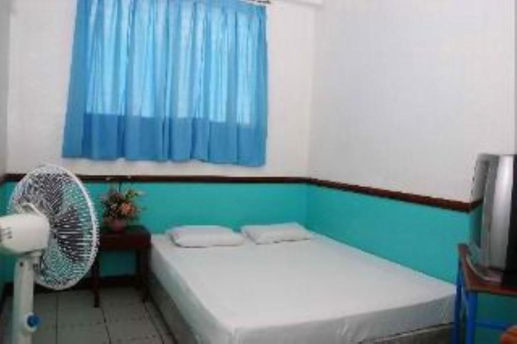 Gv Hotel - Camiguin Mambajao Room photo